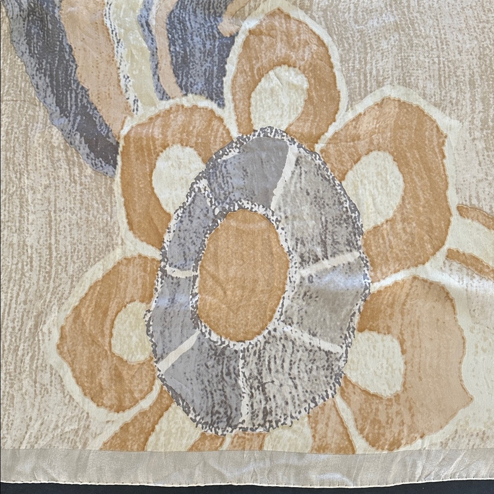 Giorgio Armani Silk Scarf with Abstract Floral Design - Picture 2 of 6